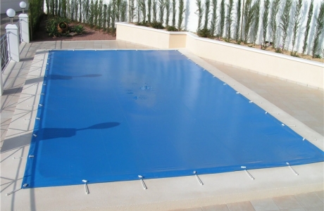 Choosing the Right Solid Pool Cover Supplier