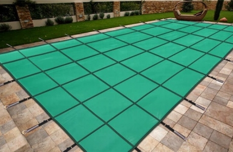 Choosing the Right Safety Pool Cover Mesh