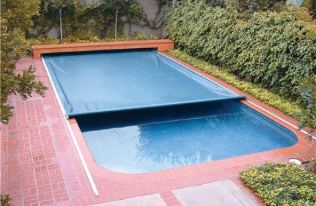 Key Material Specifications That Determine Pool Cover Quality
